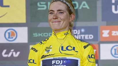 Demi Vollering stond op het punt de wielersport in elk geval voor een jaar vaarwel te zeggen. Na een moeizaam 2025 was ze even helemaal klaar met de sport.