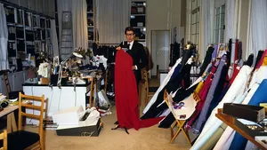 6 musea in Parijs eren Yves Saint Laurent