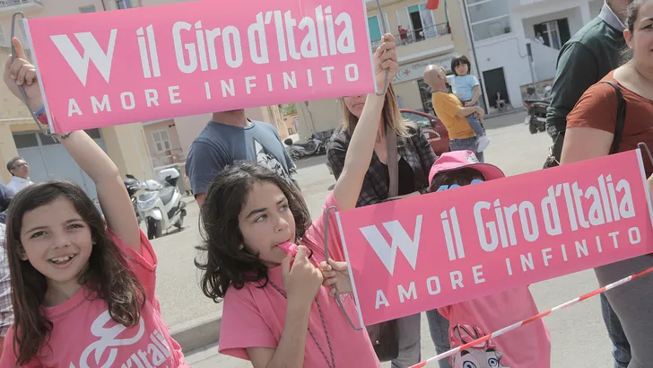 Giro d'Italia vandaag: 2 | Olbia - Tortolì | 208 kilometer