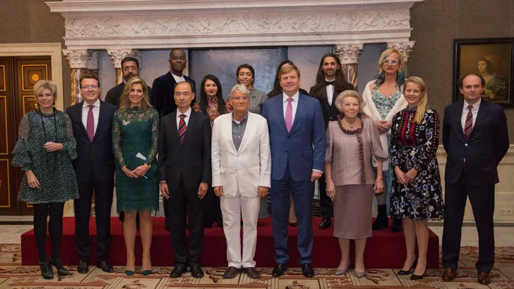 Oranjes lopen uit voor prijs