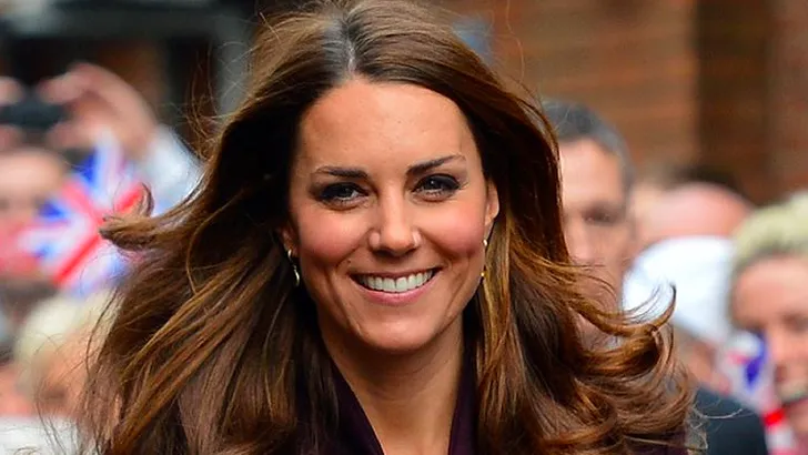 Summersale: de favoriete sneaker van Kate Middleton is te koop voor een prikkie 