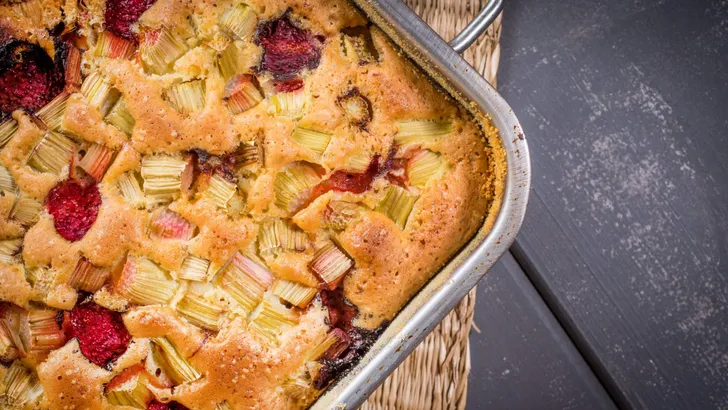 Rhubarb cake from the oven.