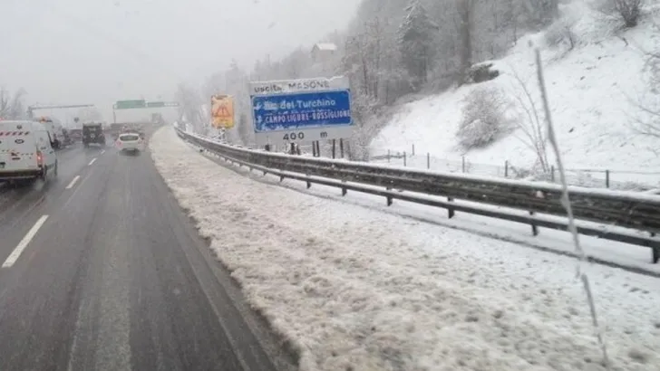 VANDAAG: Slijtageslag in barre Milaan-Sanremo