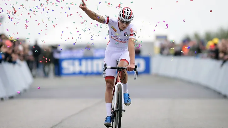 Van der Poel: ‘De pijn aan mijn schouder viel mee’