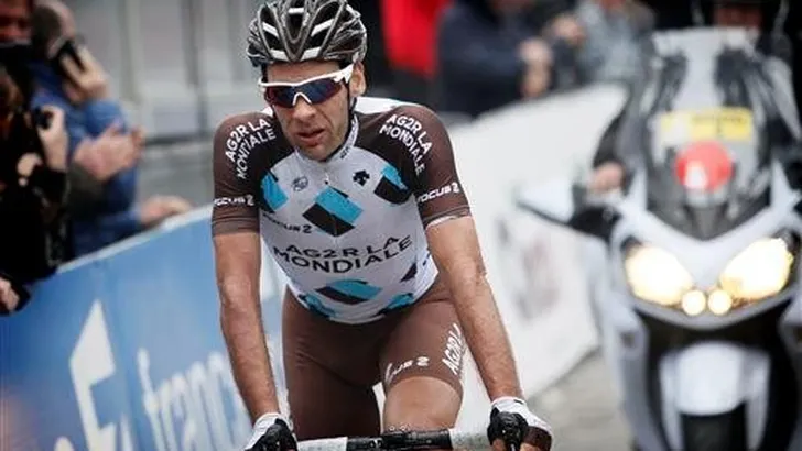 Peraud ontfutselt Dumoulin eindwinst