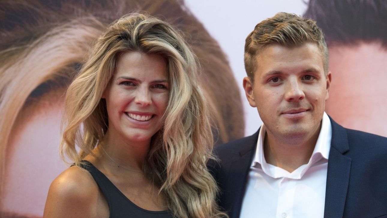 Kim Kötter onthult details over eerste zoen met Jaap ...