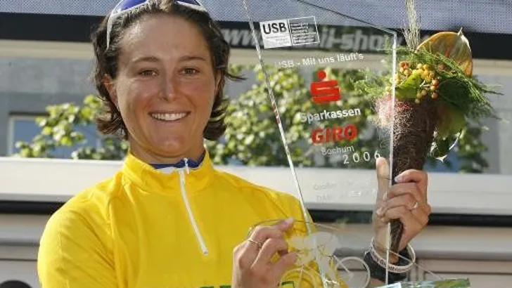 Soeder en Wood winnen in eerste vrouwenkoers
