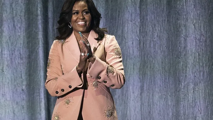 Wow, Michelle Obama is écht onherkenbaar!