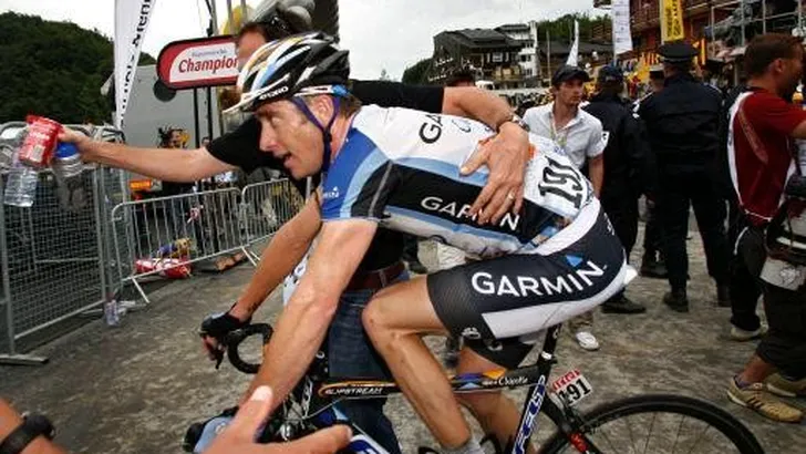 TOUR: Vande Velde verliest de aansluiting