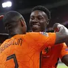 Quincy Promes en Steven Bergwijn brengen samen nummer uit, fans niet onder de indruk | Panorama