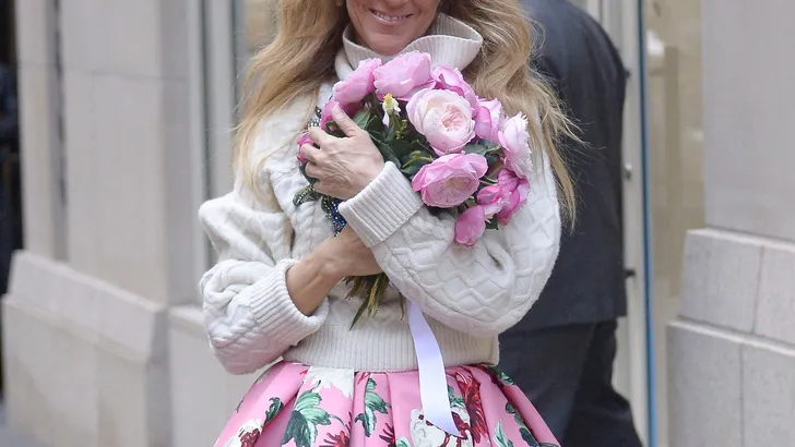 Céline Dion gebruikt de stoep als catwalk 