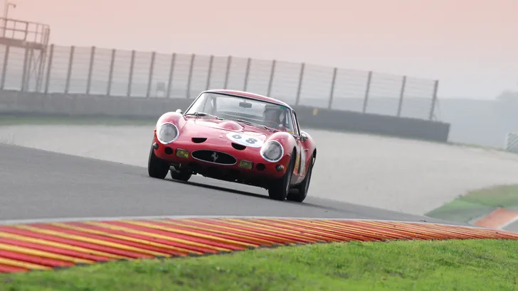 Ferrari 250 GTO blijft ultieme investering met veilingprijzen in de tientallen miljoenen