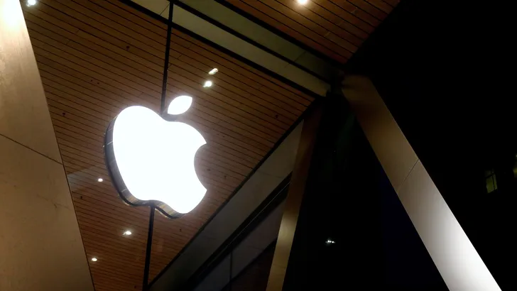 Apple wille ALLE uitzendrechten F1 overnemen (2 miljard)
