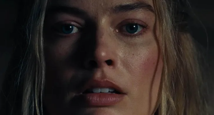 Dít is de exacte Chanel-blush die Margot Robbie in 'Wuthering Heights' draagt