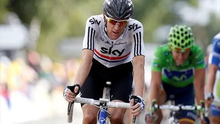 TOUR: Wiggins uit koers na valpartij