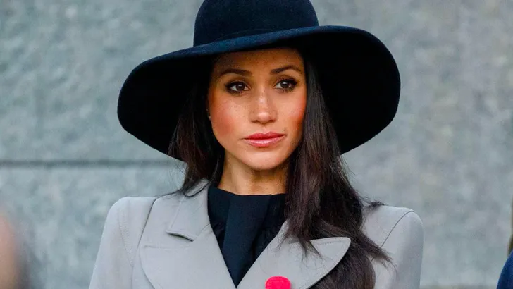 Meghan solo naar Canada