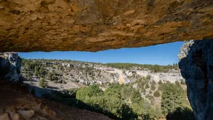 Niet te geloven zo mooi: waarom je deze Spaanse kloof (en haar mysterie) nu wilt ontdekken