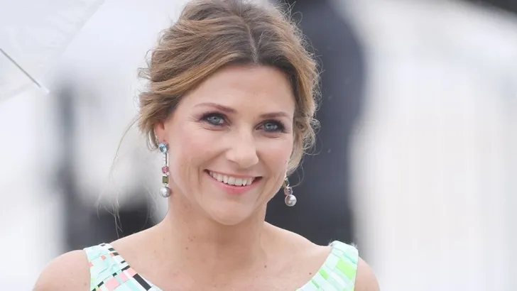 Noorwegen: prinses Märtha Louise breekt been