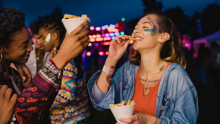 Sharing Chips at a Festival