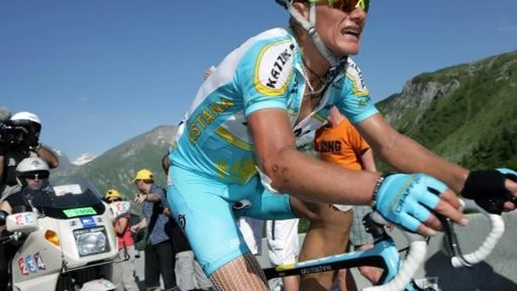 Vinokourov kan alleen nog hopen op een wonder