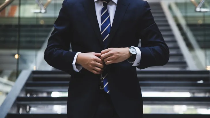 Waarom klassieke herenkleding weer helemaal terug is