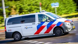 Politieauto in het straatbeeld