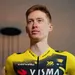 jorgenson presenteert nieuw tenue team visma lease a bike