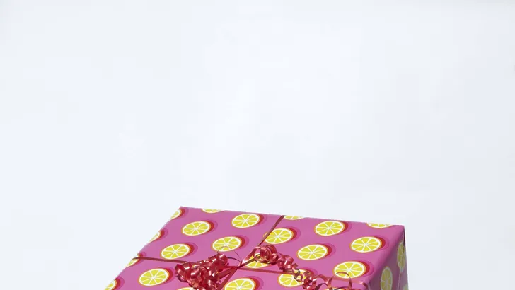 Summer Giveaway: Surprisebox (10x)