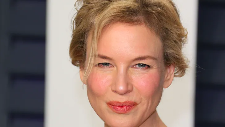 Renée Zellweger (50) is terug en hoe!