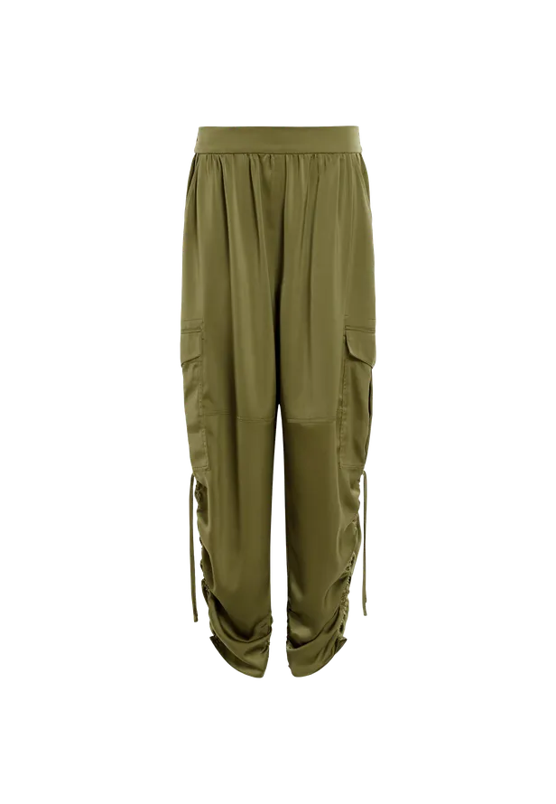 Van Catwalk naar Kast: Shop je eigen Balmain-geïnspireerde look bij elkaar!
