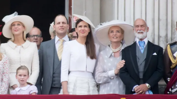 Nichtje Queen breekt rug bij ongeluk