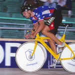 Voormalig olympisch kampioen sprint beschuldigd van stalking en bedreiging