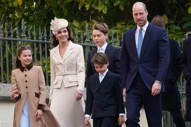 Prins William, prinses Kate, prins George, prinses Charlotte en prins Louis bij de Easter Service, 2026.