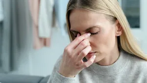 Heb jij last van droge ogen of vermoeidheid? Check de lucht in je woonkamer