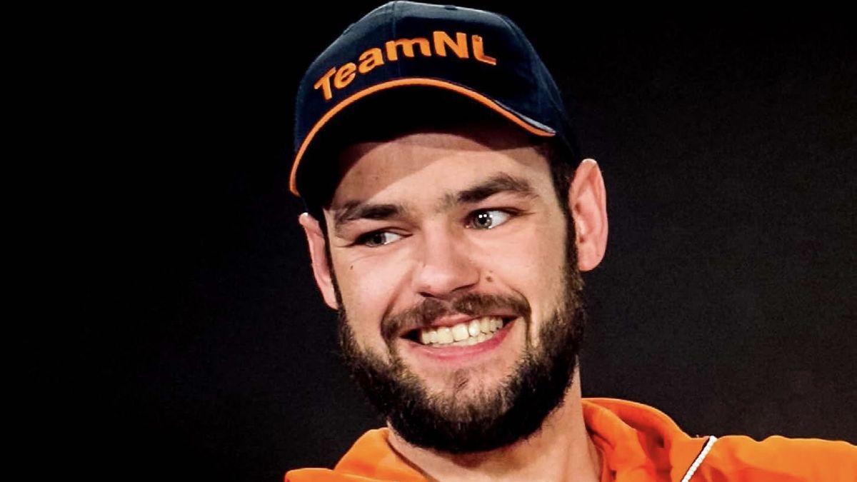 Wie denkt Sjinkie Knegt wel dat hij is?