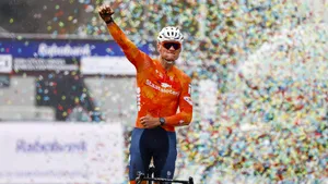 Mathieu van der Poel op WK veldrijden 2026 in Hulst.