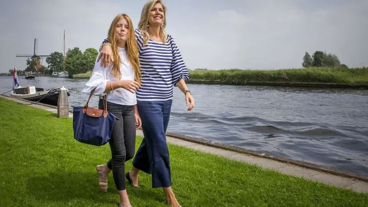 13x Alexia en Máxima – lookalikes