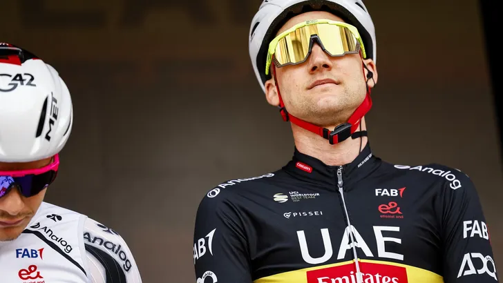 Het wegvallen van Tim Wellens is een volgende klap voor Tadej Pogacar met name richting Milaan-Sanremo. Boezemvriend Thomas De Gendt over de blessure van Wellens.