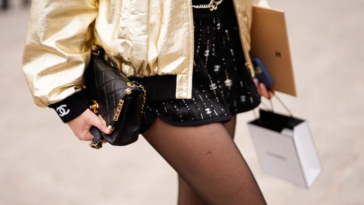 Dankzij deze fijne thermo-panty van Zeeman draag je je favoriete jurkjes gewoon in de winter