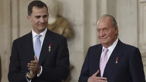 Voormalig koning Juan Carlos van Spanje haalt in zijn memoires uit naar prinses Diana en naar zijn eigen zoon, koning Felipe.