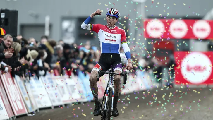 Van der Poel: "Meer uitgebreide wegcampagne is ook voor mij een optie"