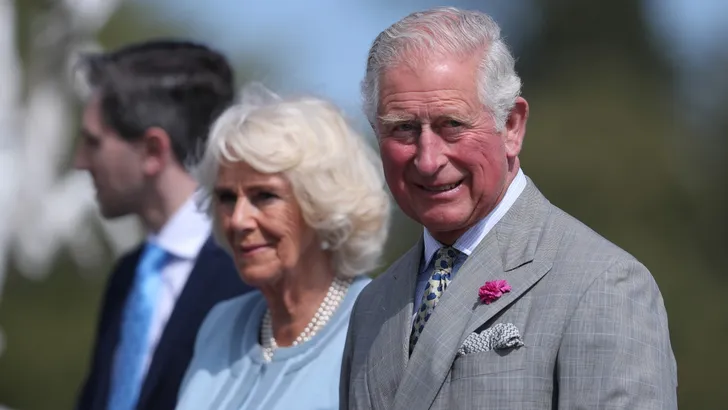 Tampon-gate prins Charles en Camilla komt niet terug in The Crown