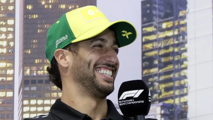 Ricciardo verruilt Renault voor McLaren