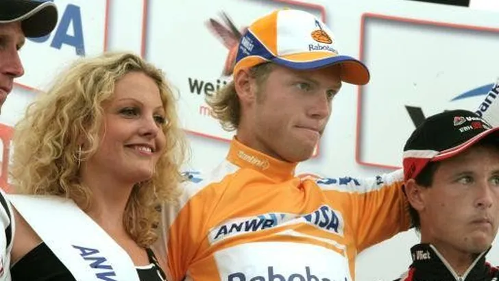 NIEUWE STUNT BOOM: KAMPIOEN BIJ PROFS