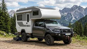 Duits echtpaar bouwt 4x4-camper en omzeilt strenge keurmeesters met slimme oplossing