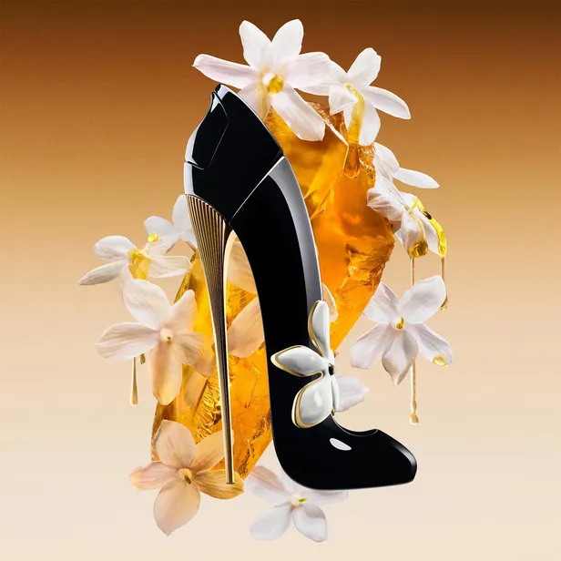 De nieuwe geur Good Girl: Jasmine Absolute van Carolina Herrera is een feest voor de zintuigen met noten van jasmijn en toffee.
