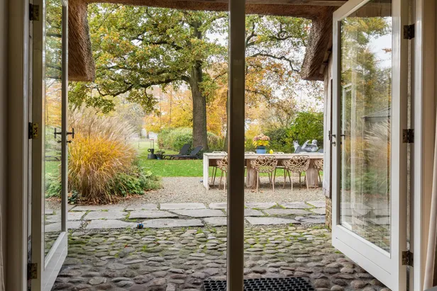 Uitzicht op de tuin