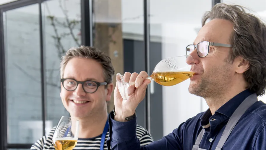 Guus Meeuwis en Dick Middelweerd