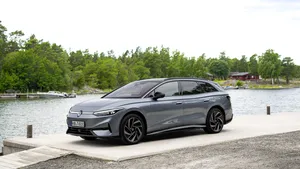 Vergeet de SUV: waarom deze elektrische 'Passat' de slimste keuze van 2026 is