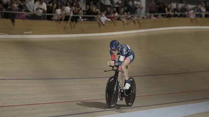 Brändle rijdt nieuw werelduurrecord: 51.850 km